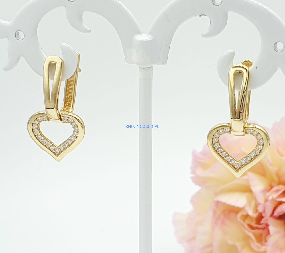 Złote kolczyki (760.WS)