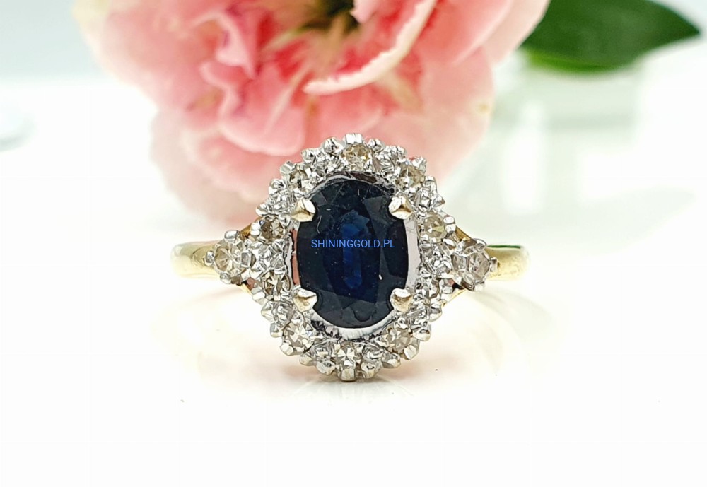 Złoty pierścionek z Szafirem i Diamentami (1064.WS)
