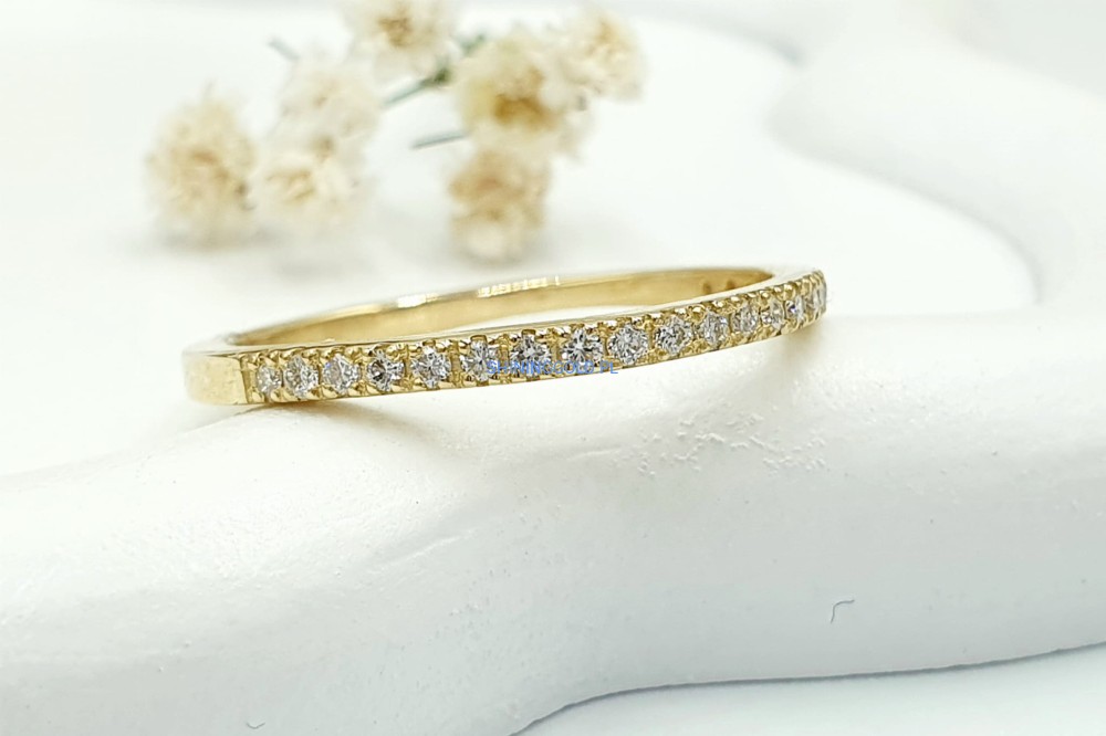 Złoty pierścionek (052.P)