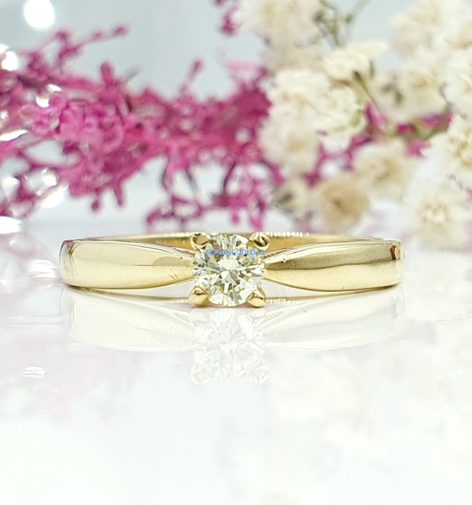 Złoty pierścionek z Diamentem(1002.WS)