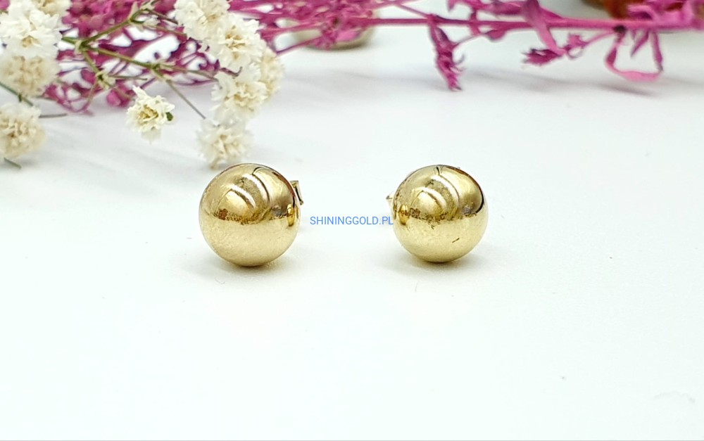 Złote kolczyki (723.WS)