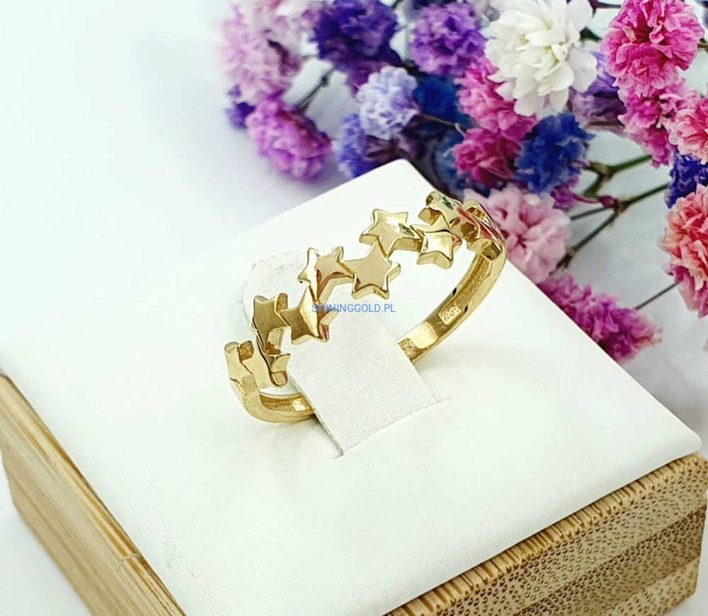 Złoty pierścionek Gwiazdy  (019.WS)