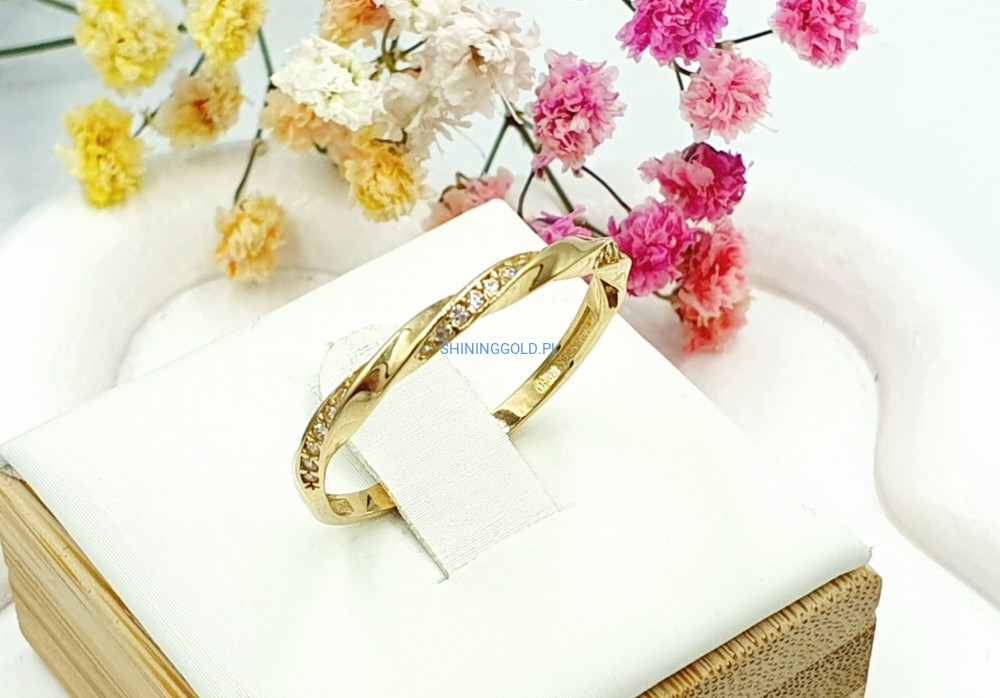 Złoty pierścionek/obrączka z cyrkoniami (054WS)