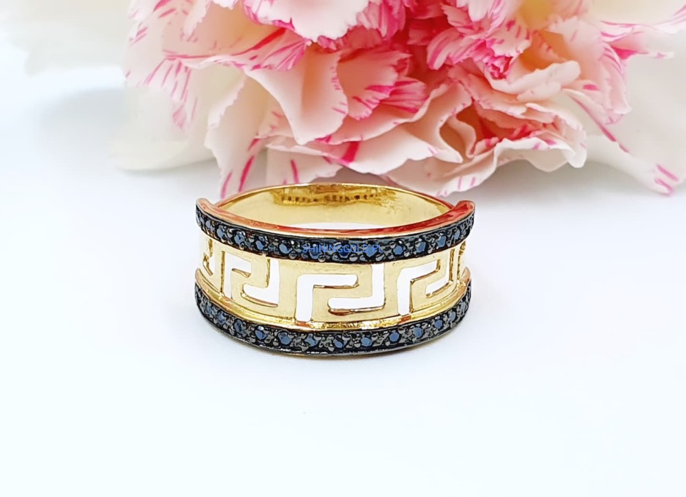 Złoty pierścionek (121.WS)