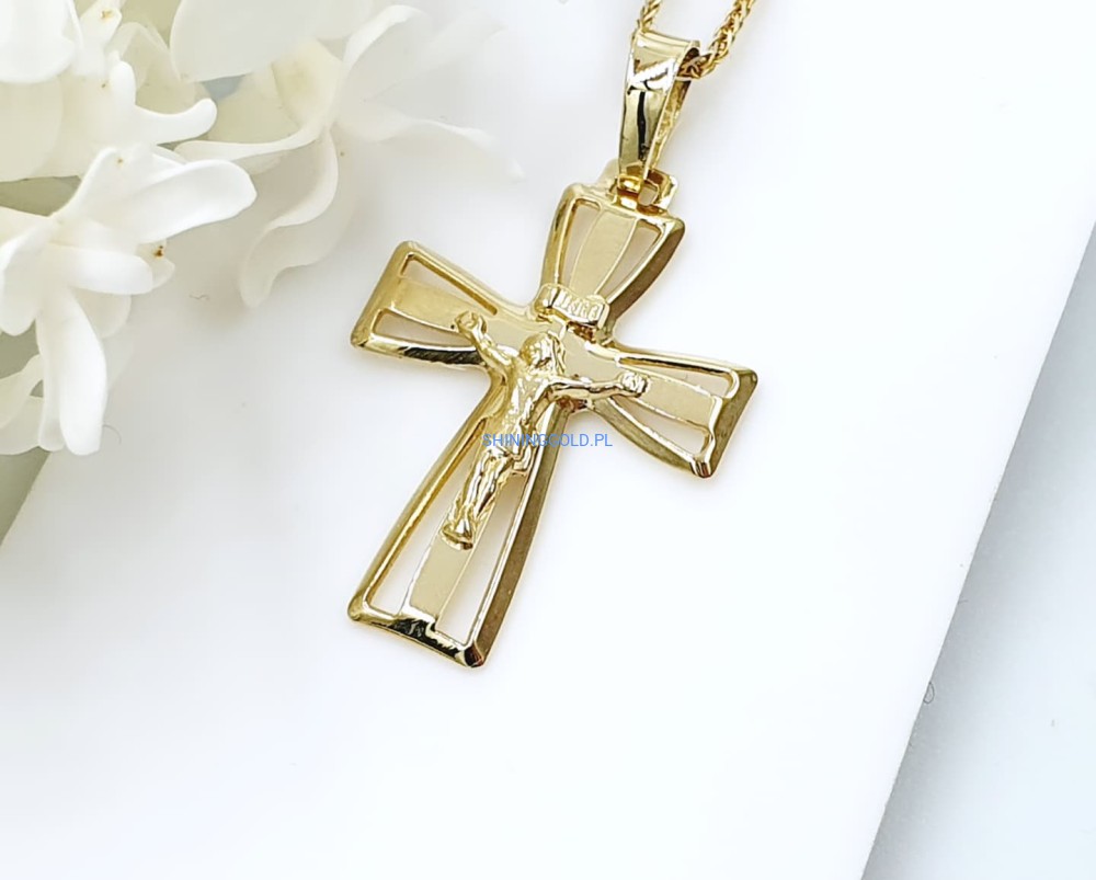 Złoty, nowy krzyżyk (3021.WS)