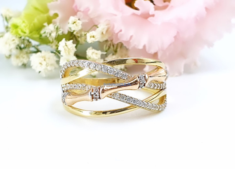 Złoty, nowy pierścionek dwukolorowy przeplatany (025.ws)