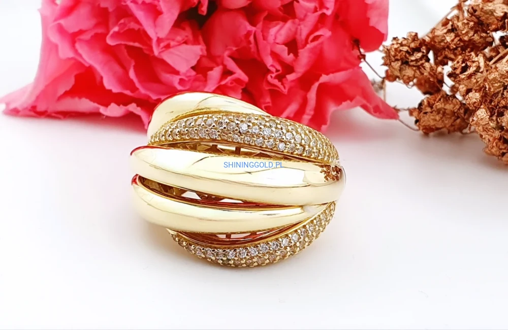 Złoty, nowy pierścionek z cyrkoniami (006.A)