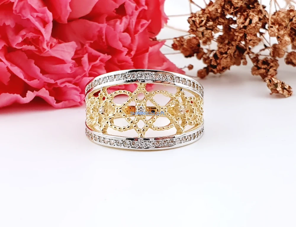 Złoty, nowy pierścionek z cyrkoniami (008A)