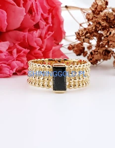 zloty pierscionek 585 z czarna cyrkonia rozmiar 17