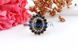 zloty pierscionek 585 z czarnymi cyrkoniami rozmiar 19