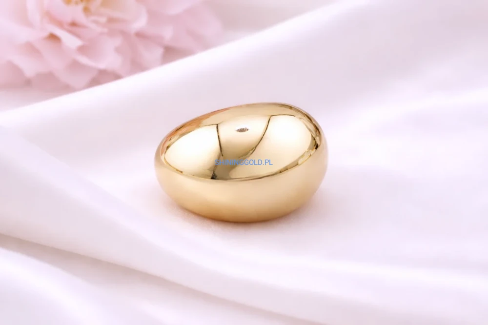 Złoty pierścionek – gładki, nowoczesny (066A)