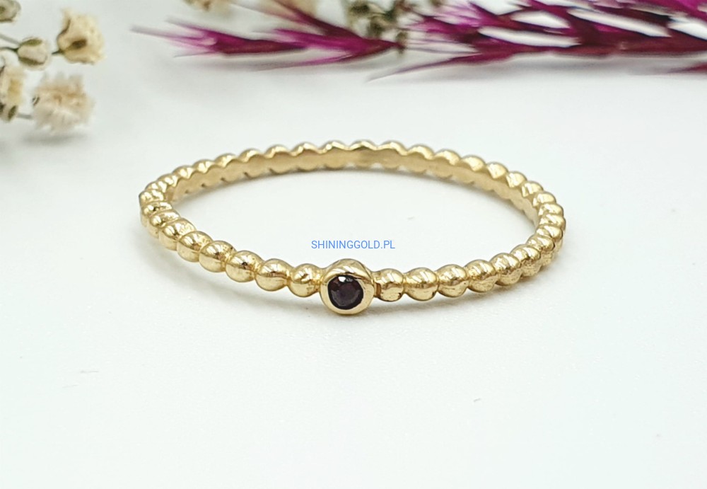 Złoty pierścionek (114.P)